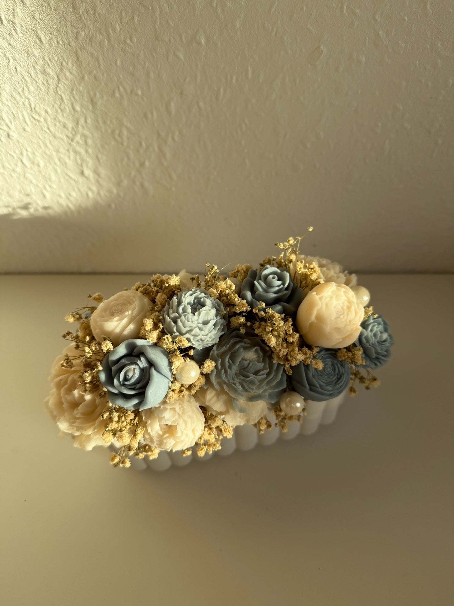 Forever Flowers in selbstgegossenem Gefäß