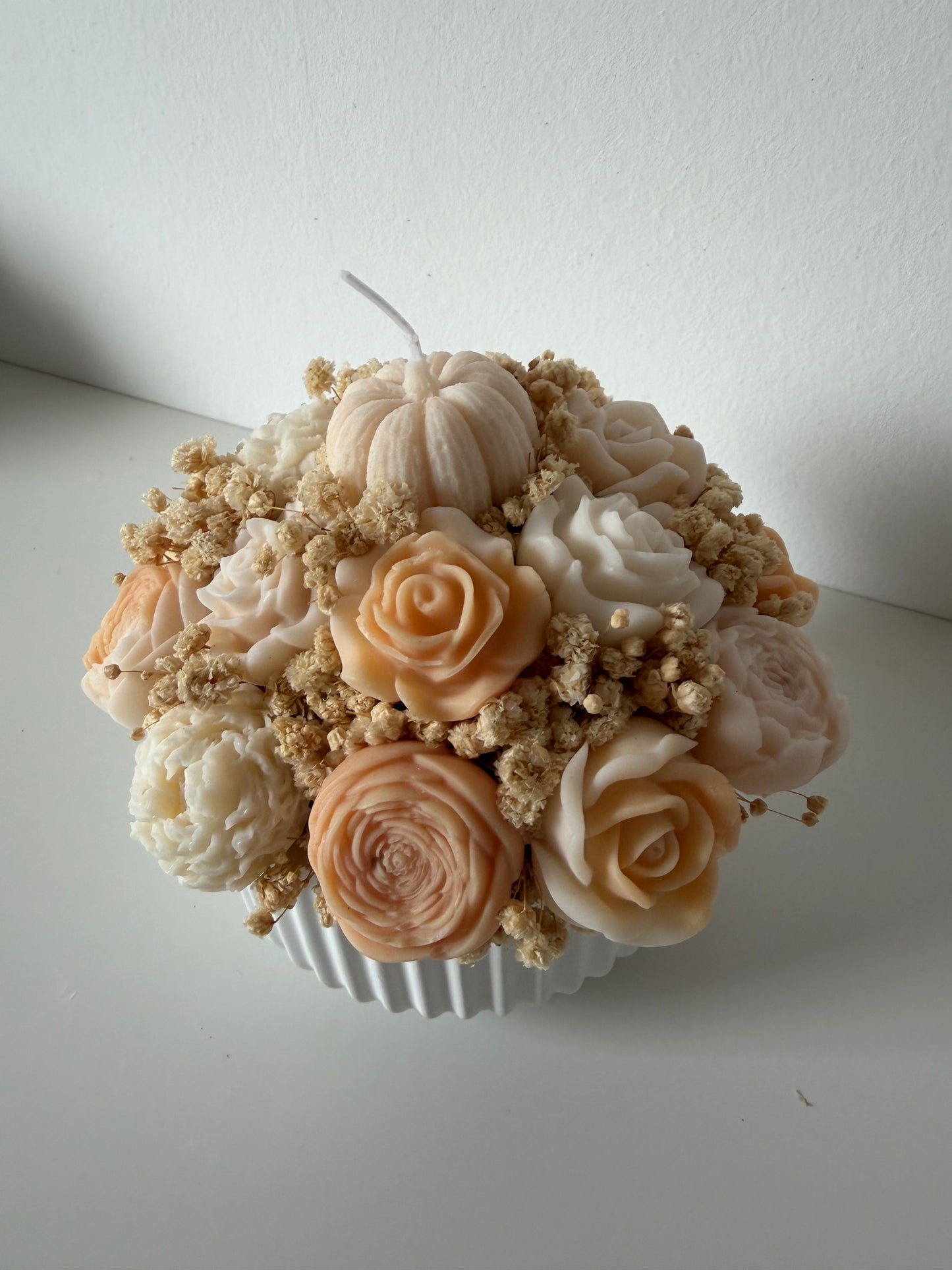 Herbststrauß in Keramik