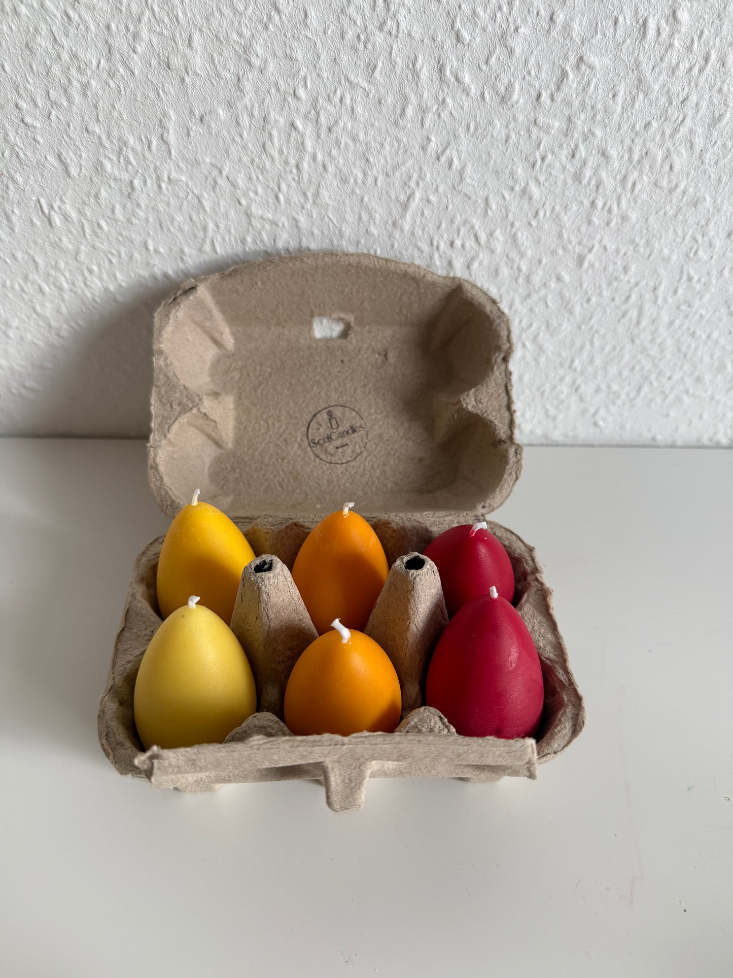 Ostereier Kerzen mit Eierkarton
