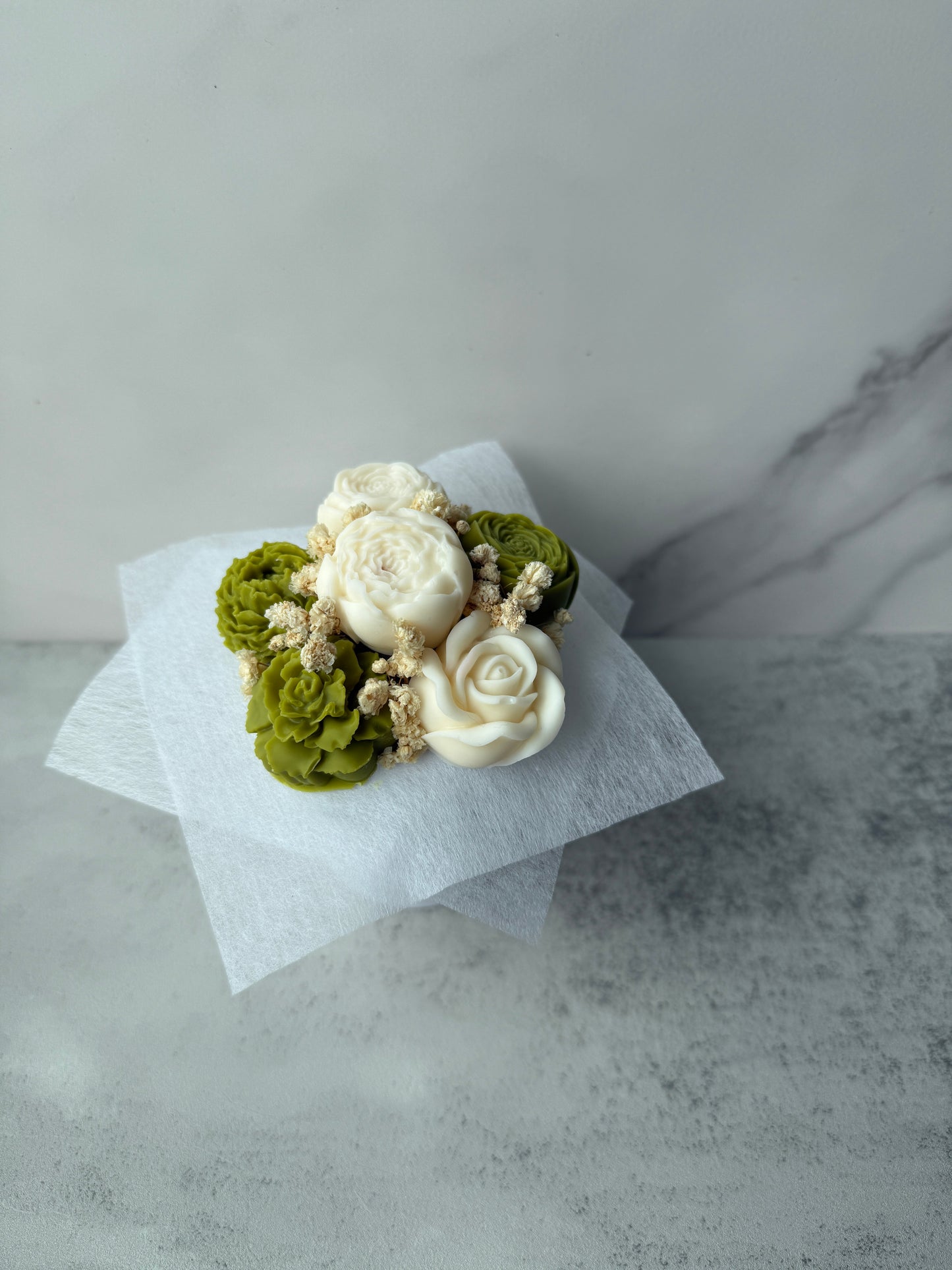 Forever Flowers - klein- olive