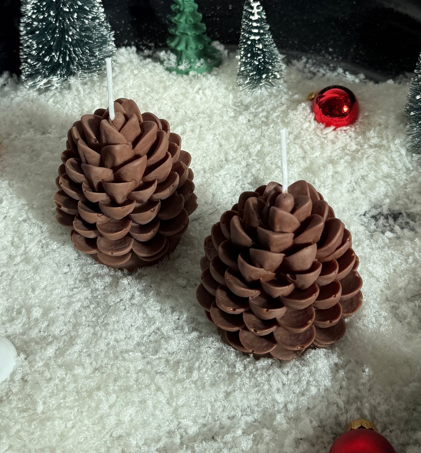 Tannenzapfen Kerze